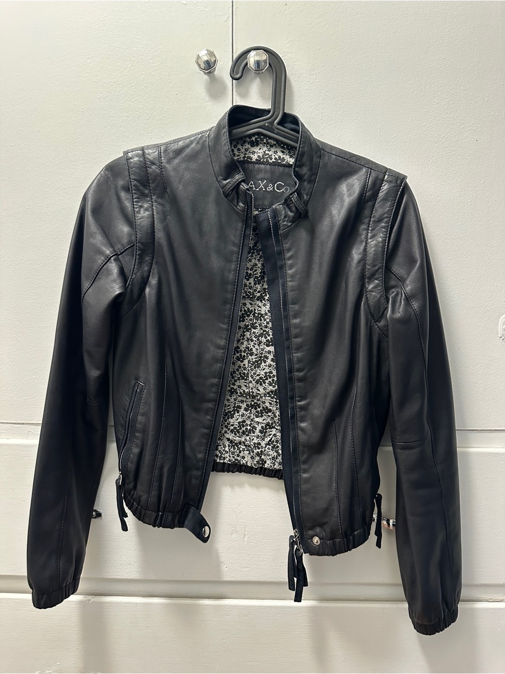 Max & Co. black faux leather convertible jacket / vest - XS